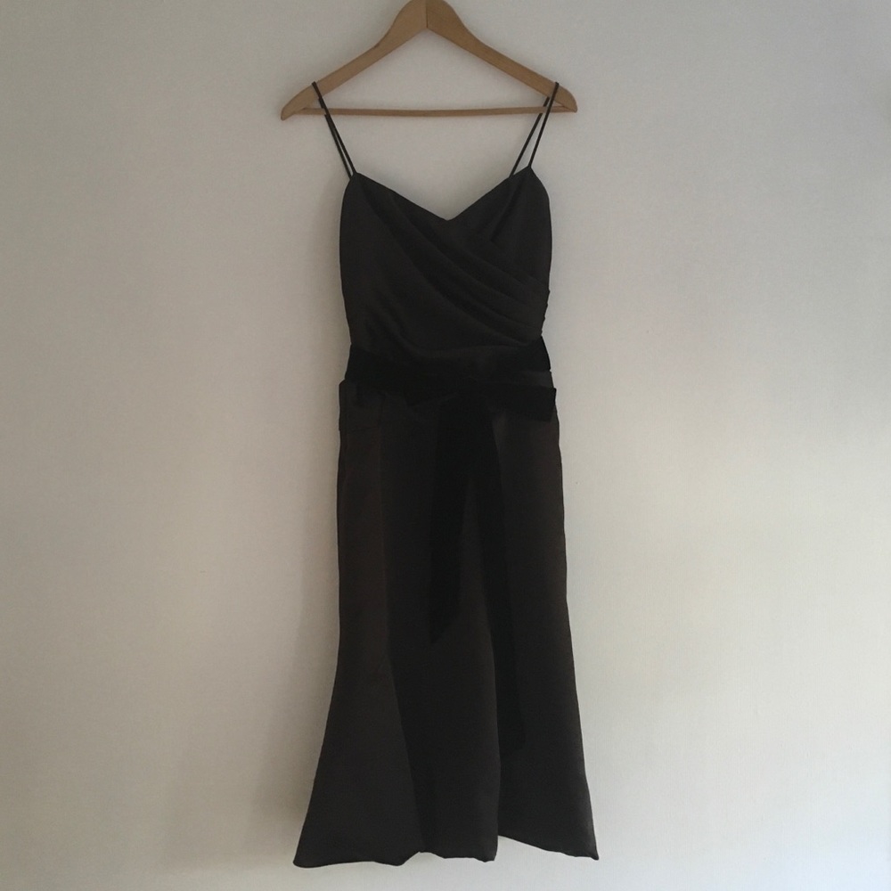 Vera Wang bubble hem cocktail dress in Chocolate